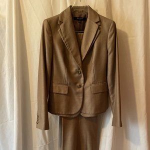 Goldtone Nine West Pantsuit Size 4